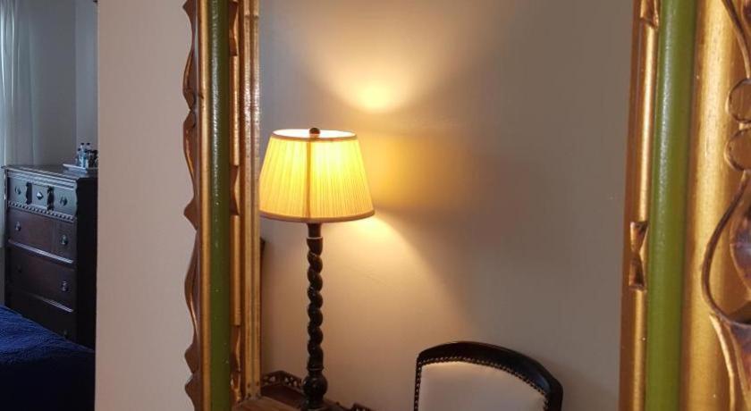 ורו ביץ' The Caribbean Court Boutique Hotel מראה חיצוני תמונה