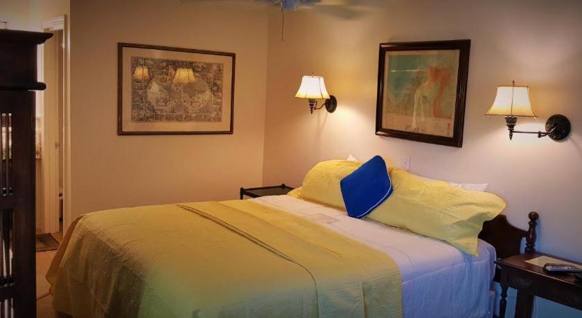 ורו ביץ' The Caribbean Court Boutique Hotel מראה חיצוני תמונה