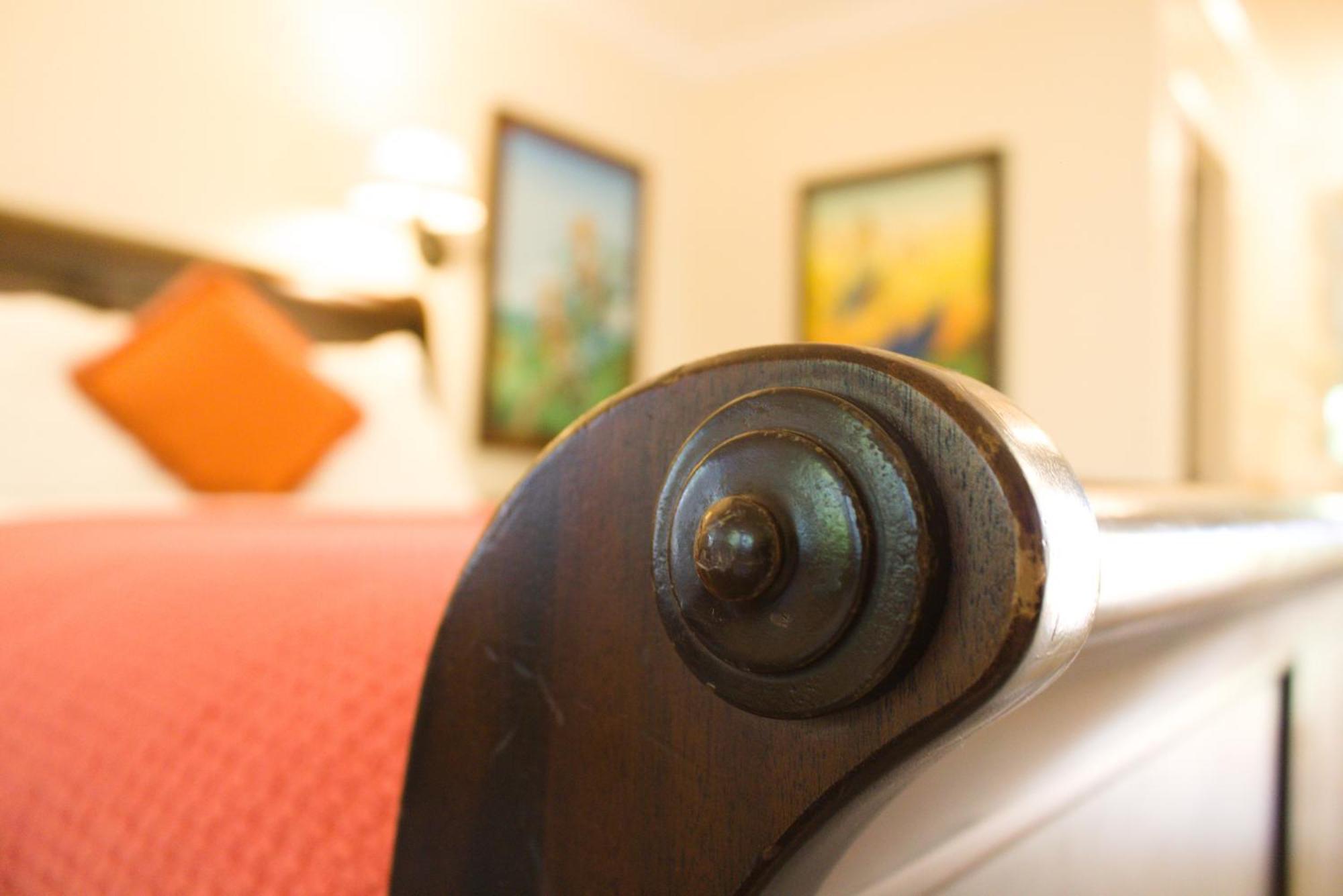 ורו ביץ' The Caribbean Court Boutique Hotel מראה חיצוני תמונה